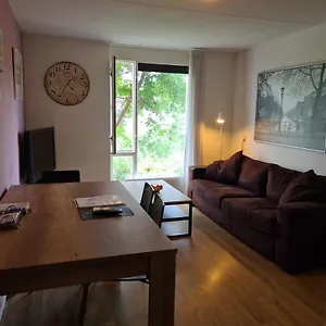 Johan's With Roofterrace And Cheap Parking - Since 2014 Privatunterkunft